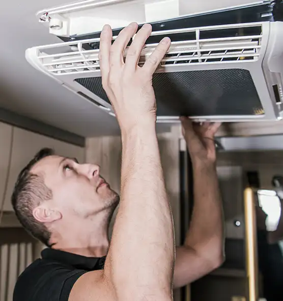  Professional Licensed And Insured Cleaners in Lancaster, TX